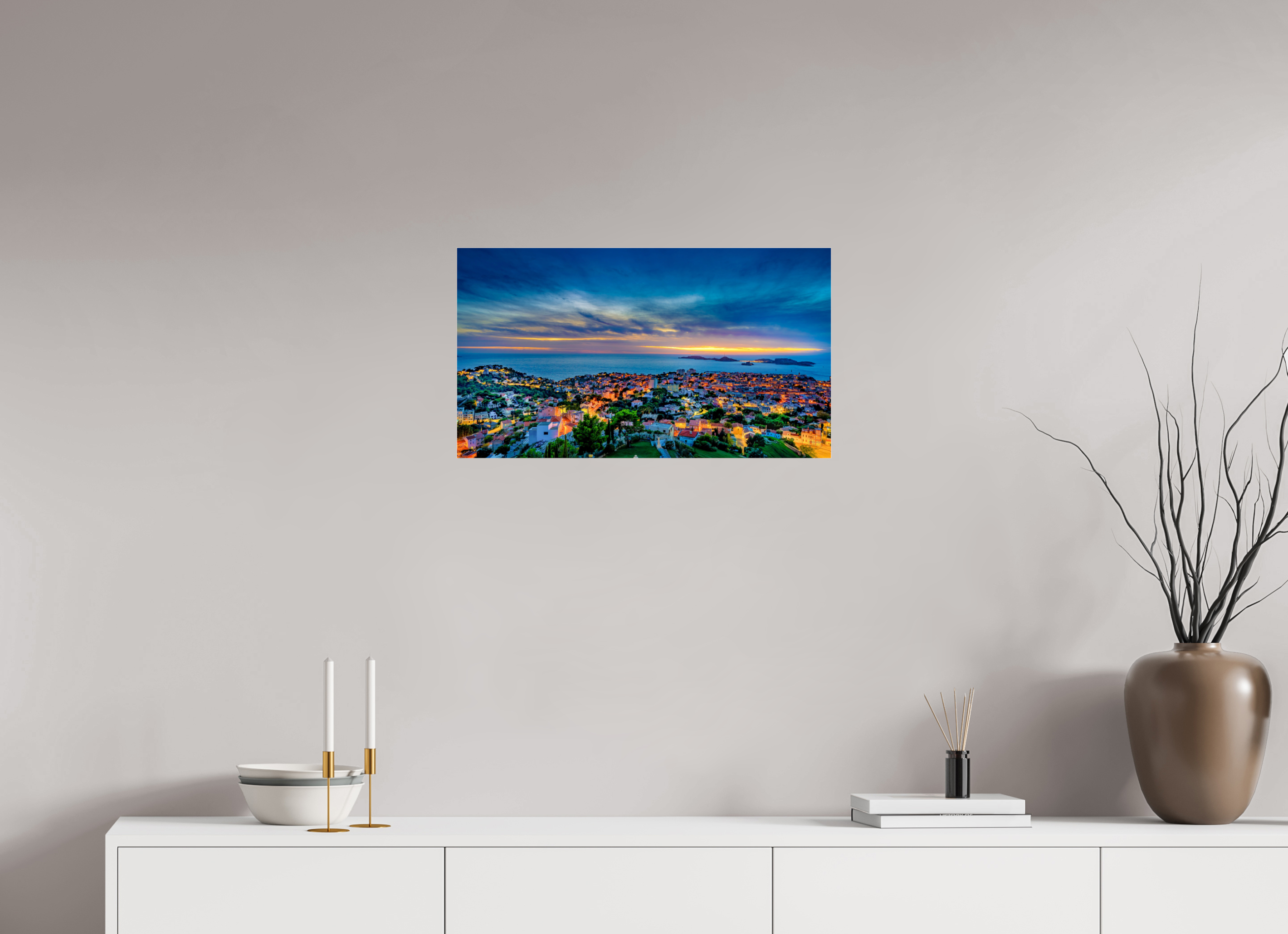 64 x 36 cm, Tirage couleur sous Plexi Marseille au Crépuscule
