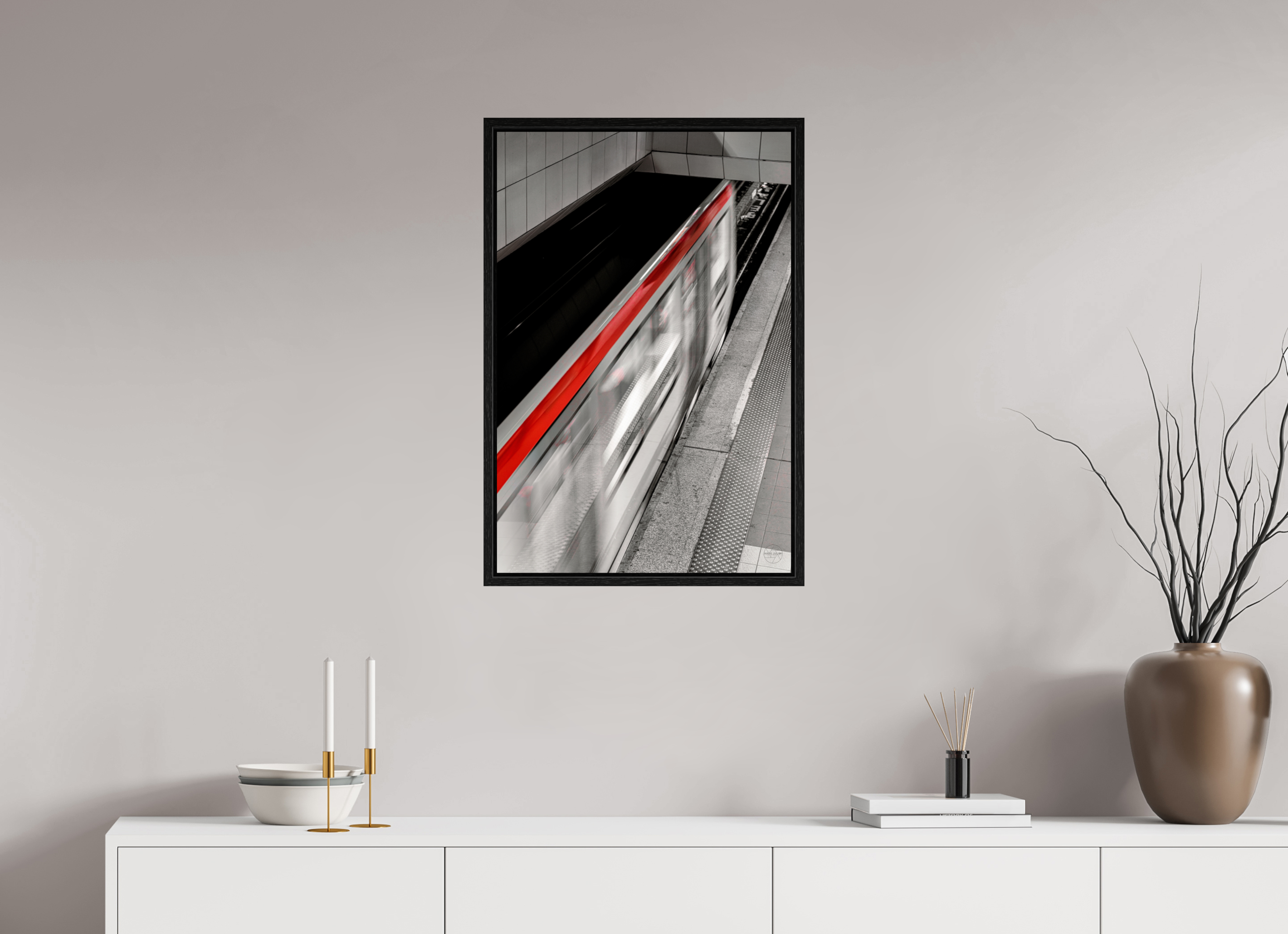 50 x 75 cm, Tirage couleur dans Caisse américaine noire Ligne Rouge — Affiche Métro Contemporaine