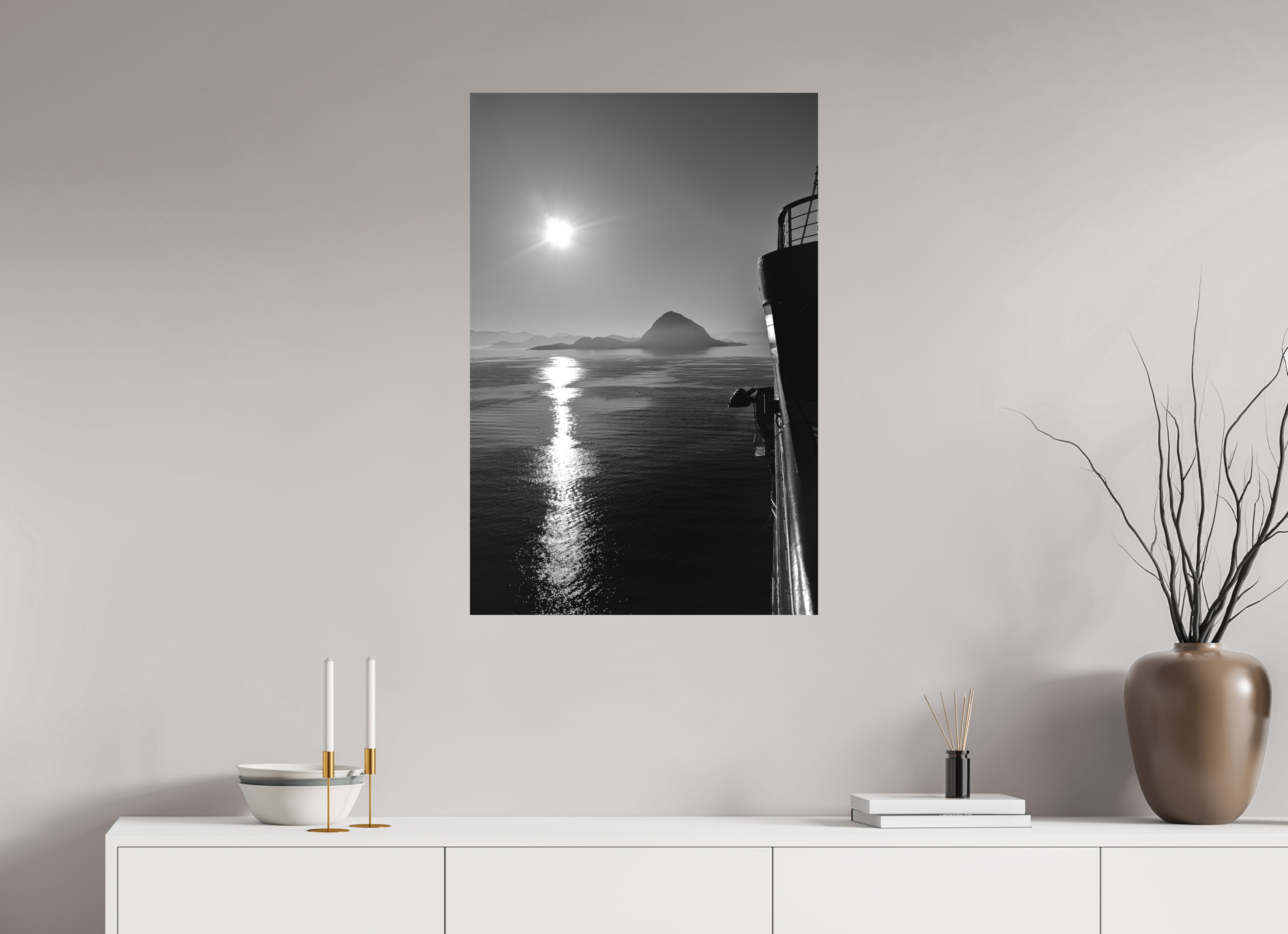 60 x 90 cm, Tirage N&B mat seul Soleil Noir | Poster Noir et Blanc Océan & Horizon Minimaliste