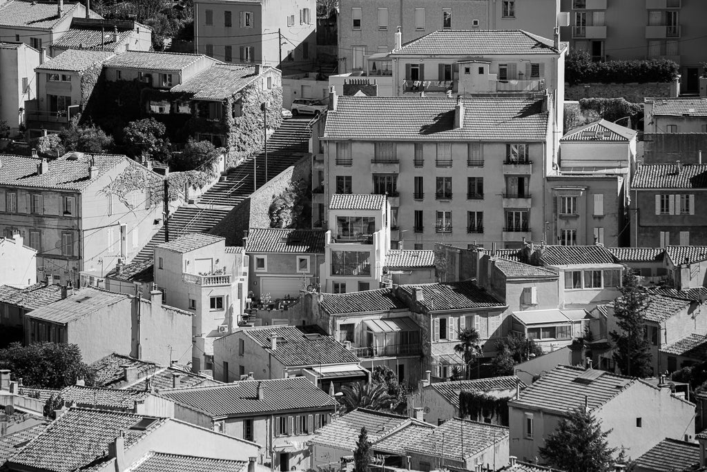 Main image Escaliers de Marseille – Poster photo noir et blanc architectural