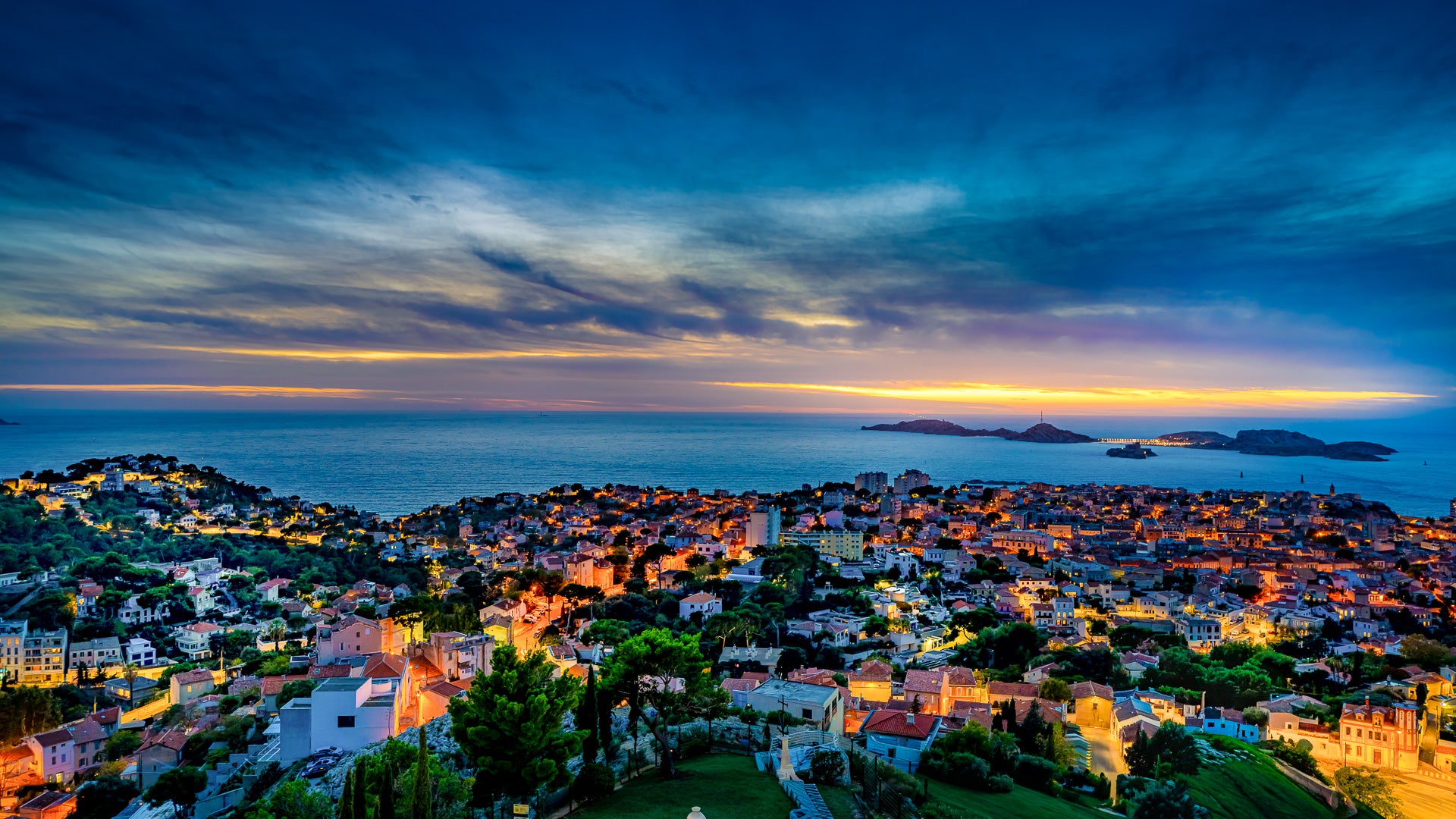 Marseille au Crépuscule