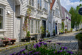 Gepflasterte Straße im historischen Zentrum von Stavanger, Norwegen
