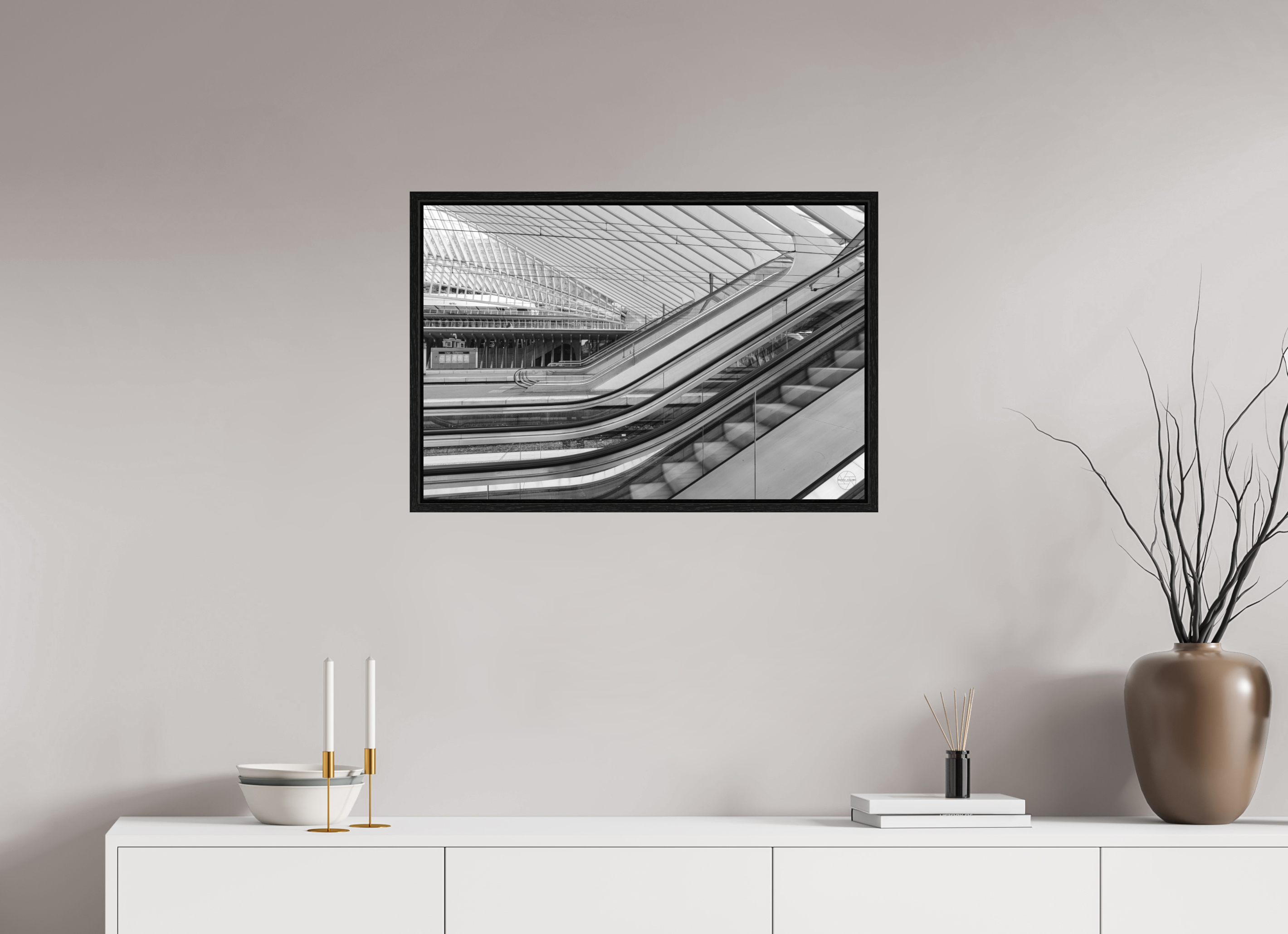 75 x 50 cm, Tirage N&B dans Caisse américaine noire Photo architecture – Lignes en mouvement