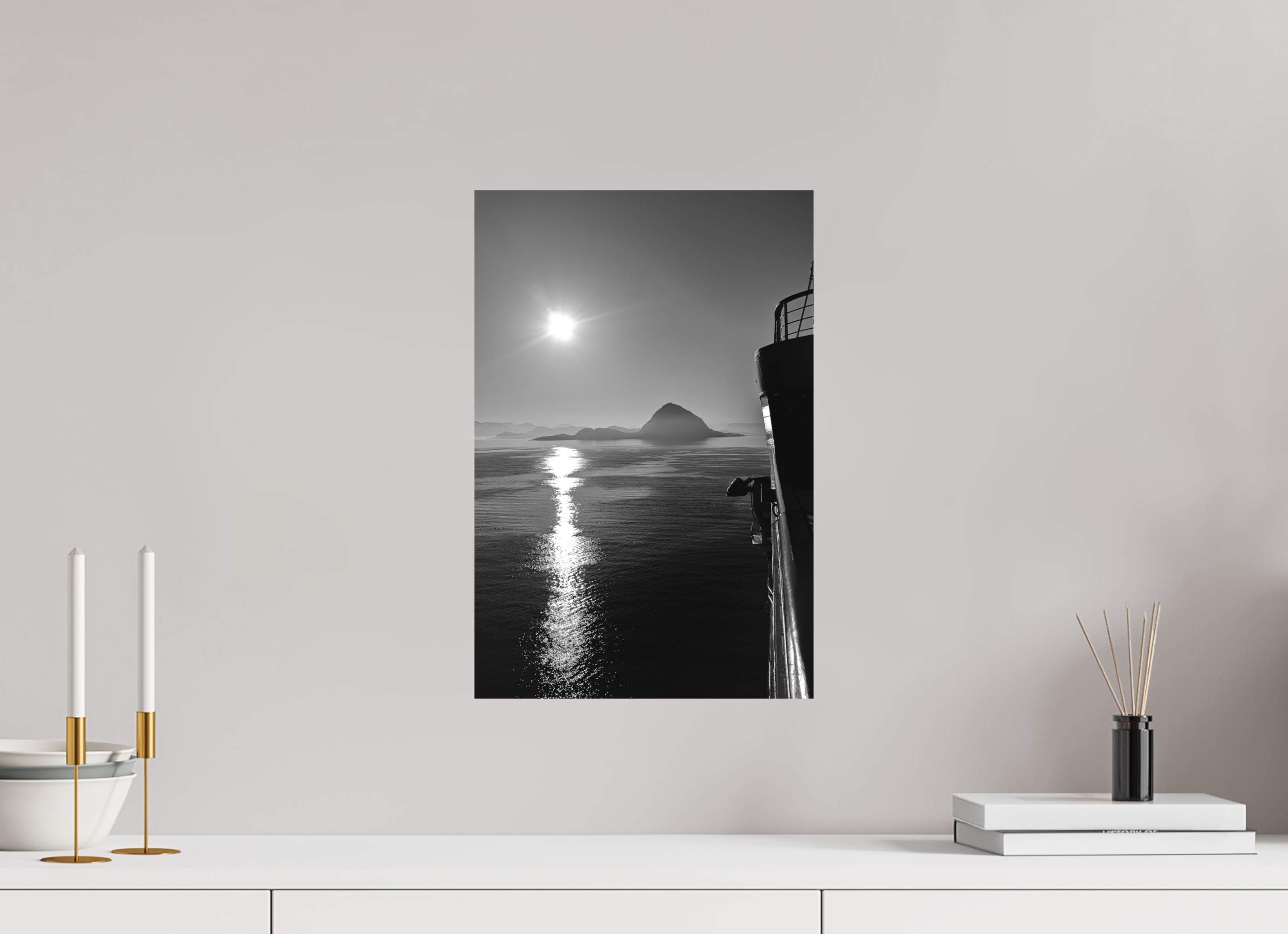 30 x 45 cm, Tirage N&B mat seul Soleil Noir | Poster Noir et Blanc Océan & Horizon Minimaliste