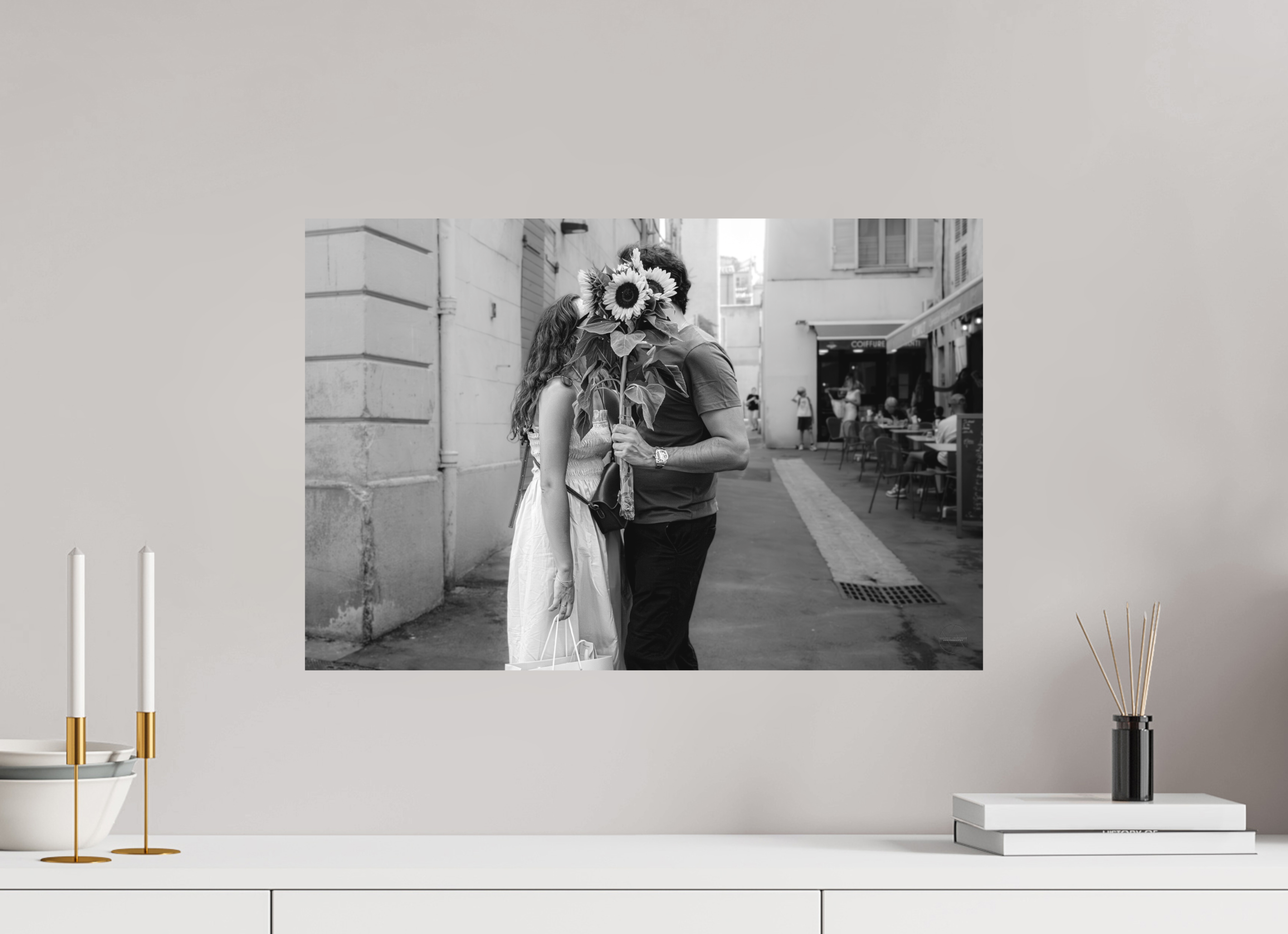 60 x 40 cm, Tirage N&B mat seul Les amoureux discrets