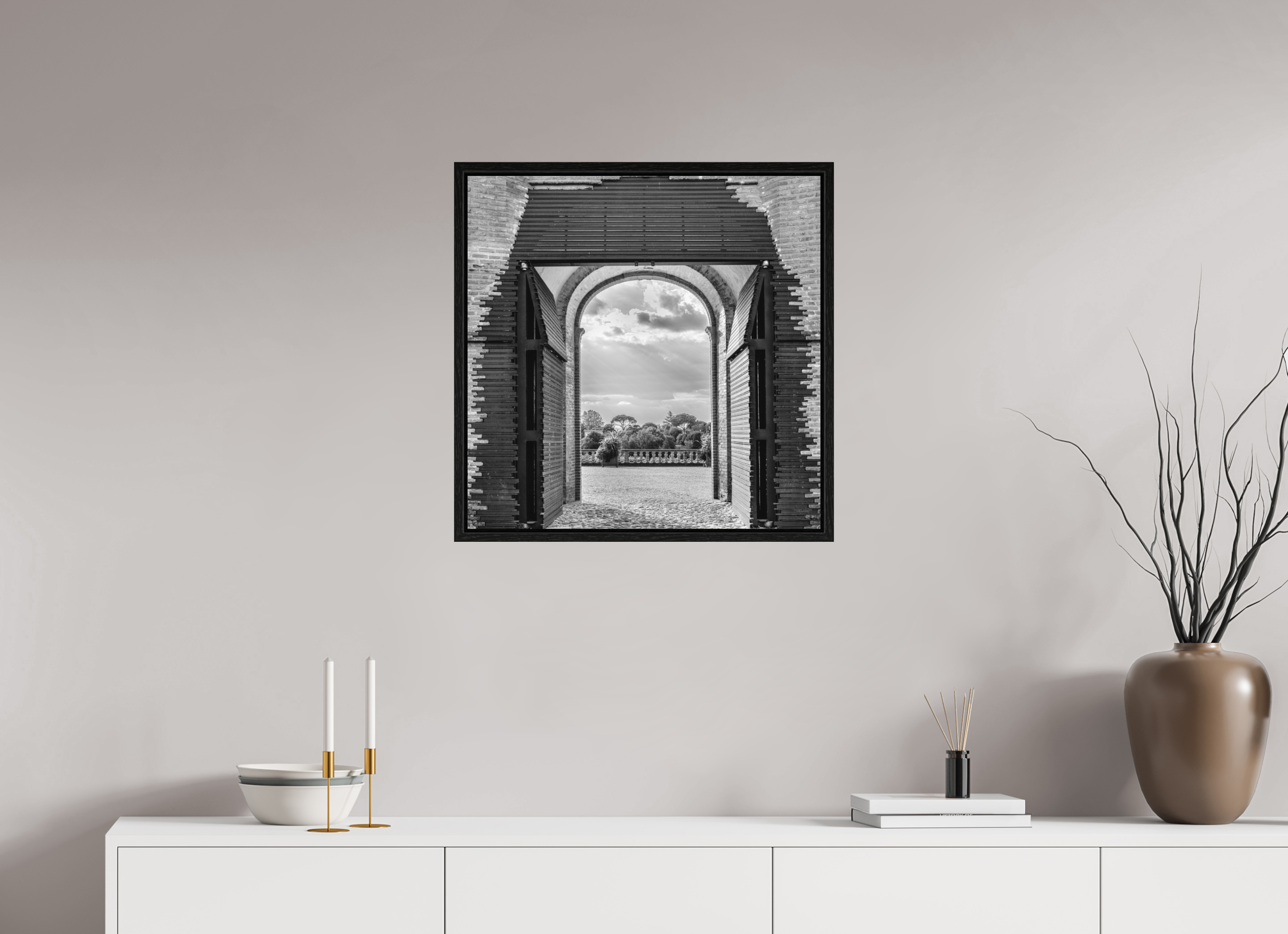 60 x 60 cm, Tirage N&B dans Caisse américaine noire Affiche artistique – La Montée des Canons