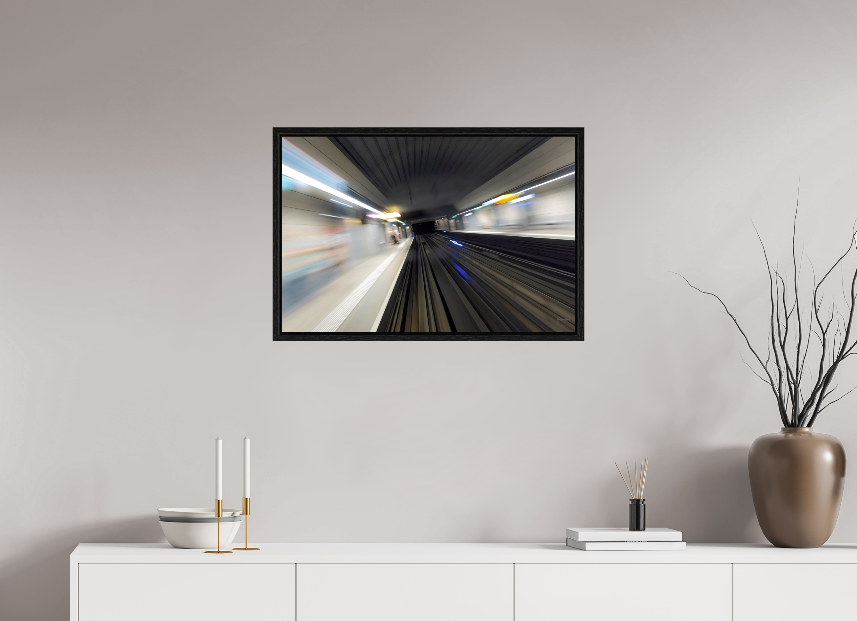 75 x 50 cm, Tirage couleur dans Caisse américaine noire Vitesse Souterraine