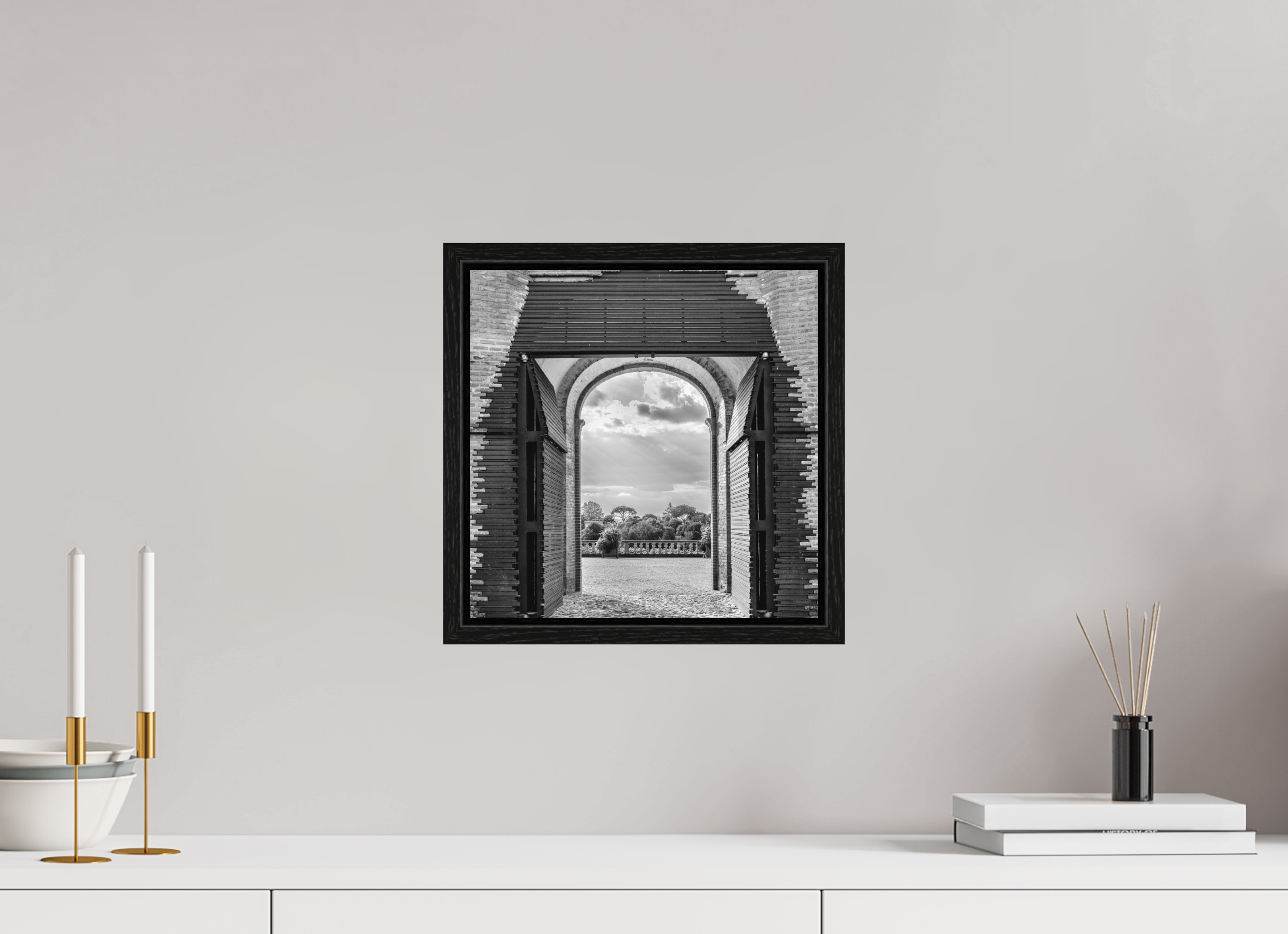 30 x 30 cm, Tirage N&B dans Caisse américaine noire Affiche artistique – La Montée des Canons