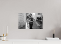 45 x 30 cm, Tirage N&B mat seul Les amoureux discrets