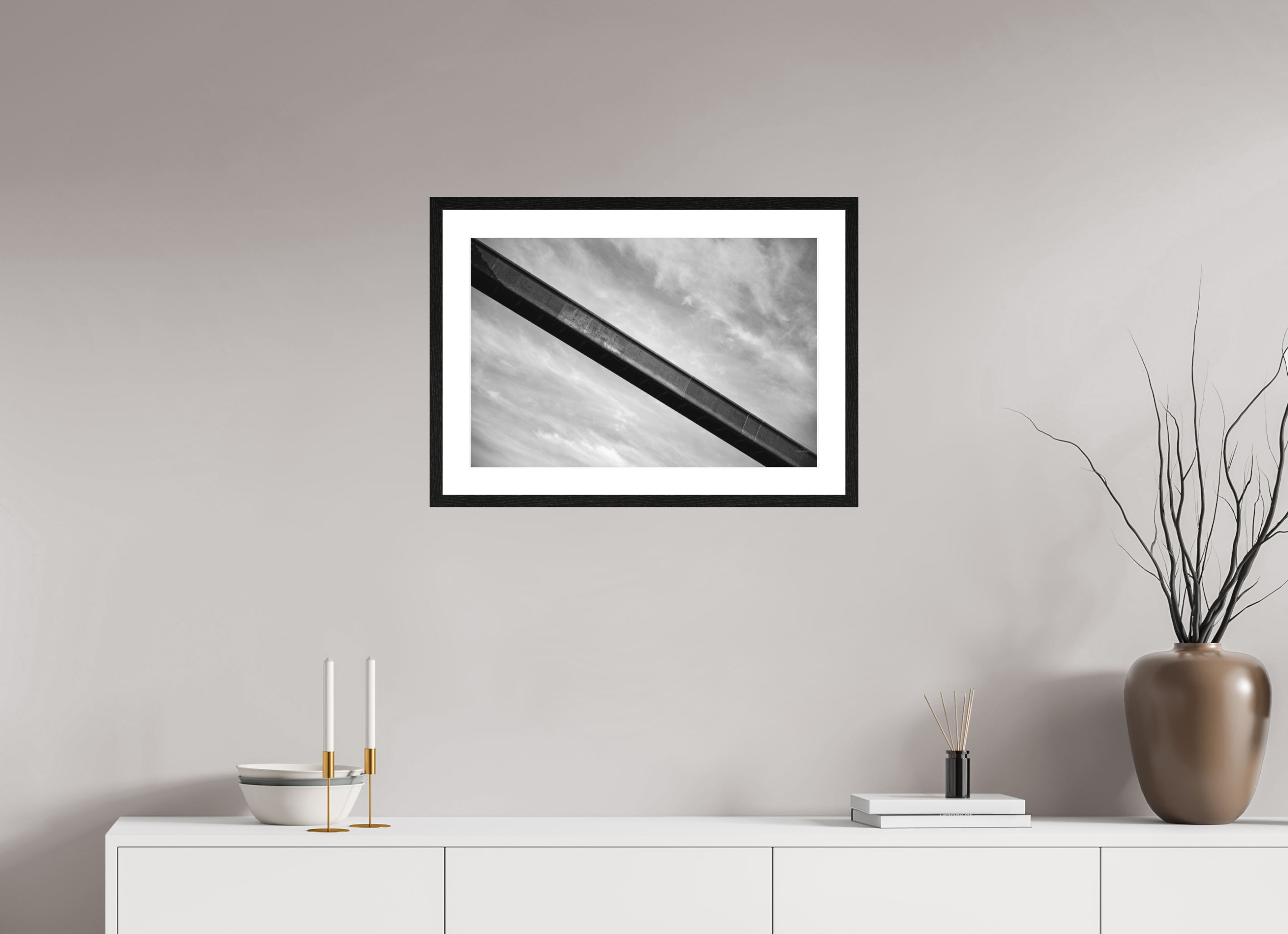 60 x 40 cm, Tirage N&B mat+ cadre noir avec passe-partout Poster - La passerelle
