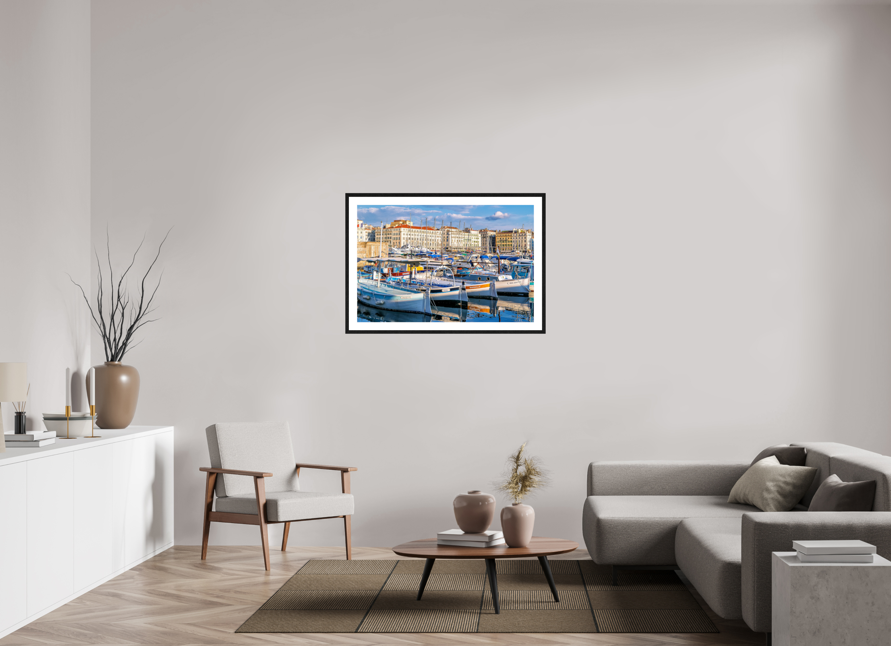 105 x 70 cm, Tirage couleur brillant + cadre noir avec passe-partout Barques et Vieux Port