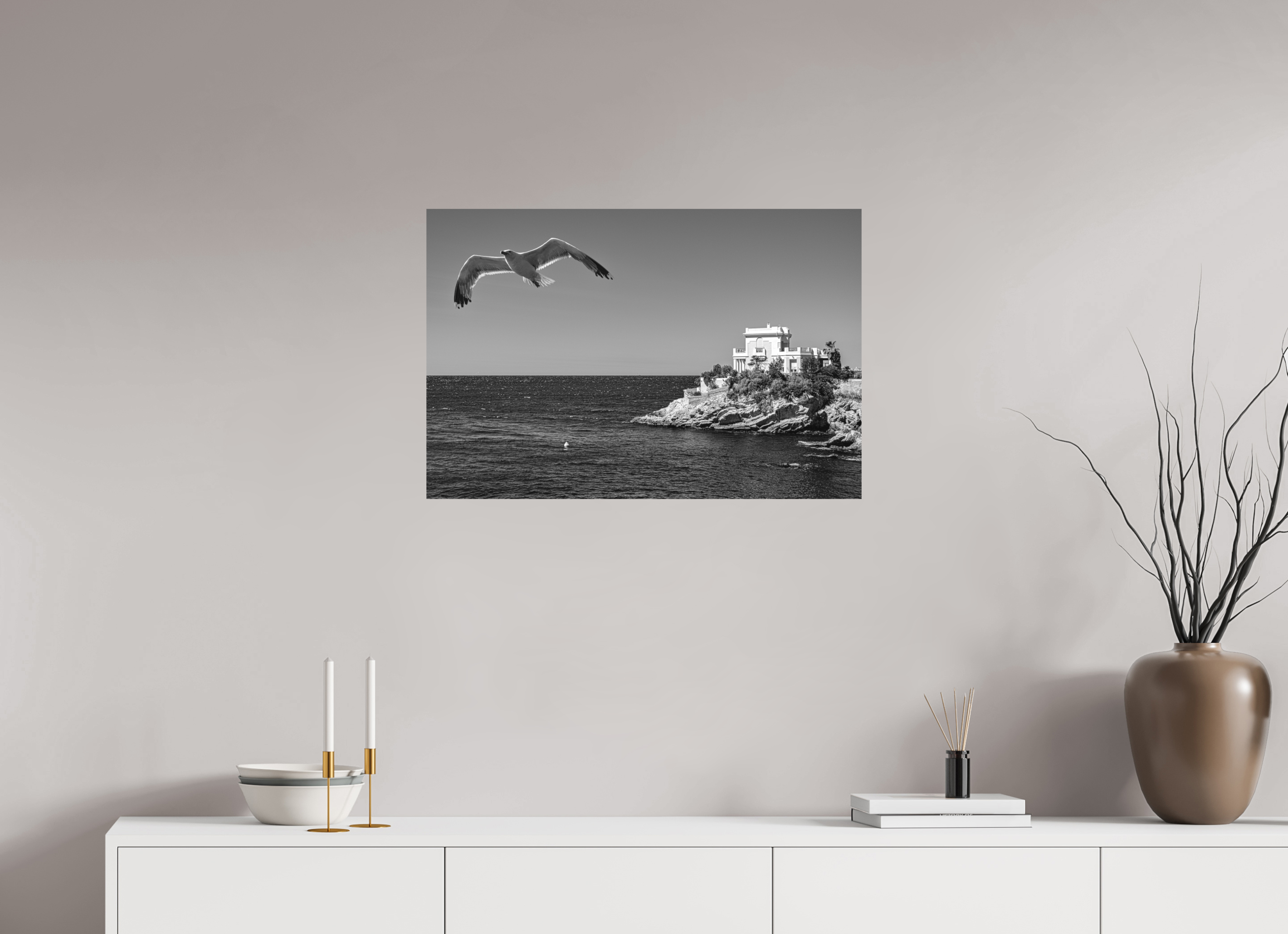 75 x 50 cm, Tirage N&B mat seul La maison, l'oiseau et la mer