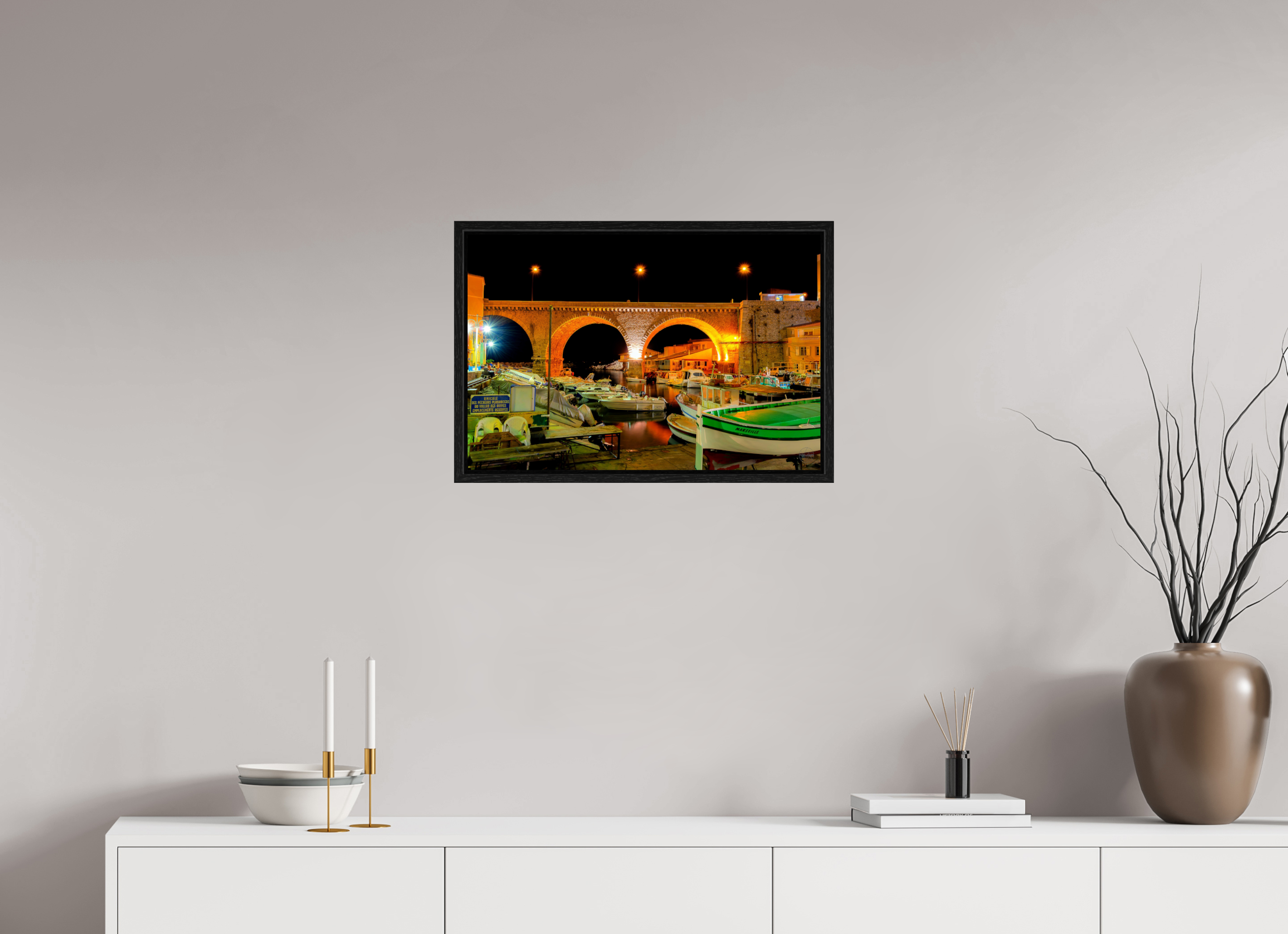 60 x 40 cm, Tirage couleur dans Caisse américaine noire Sous les Arches du Vallon