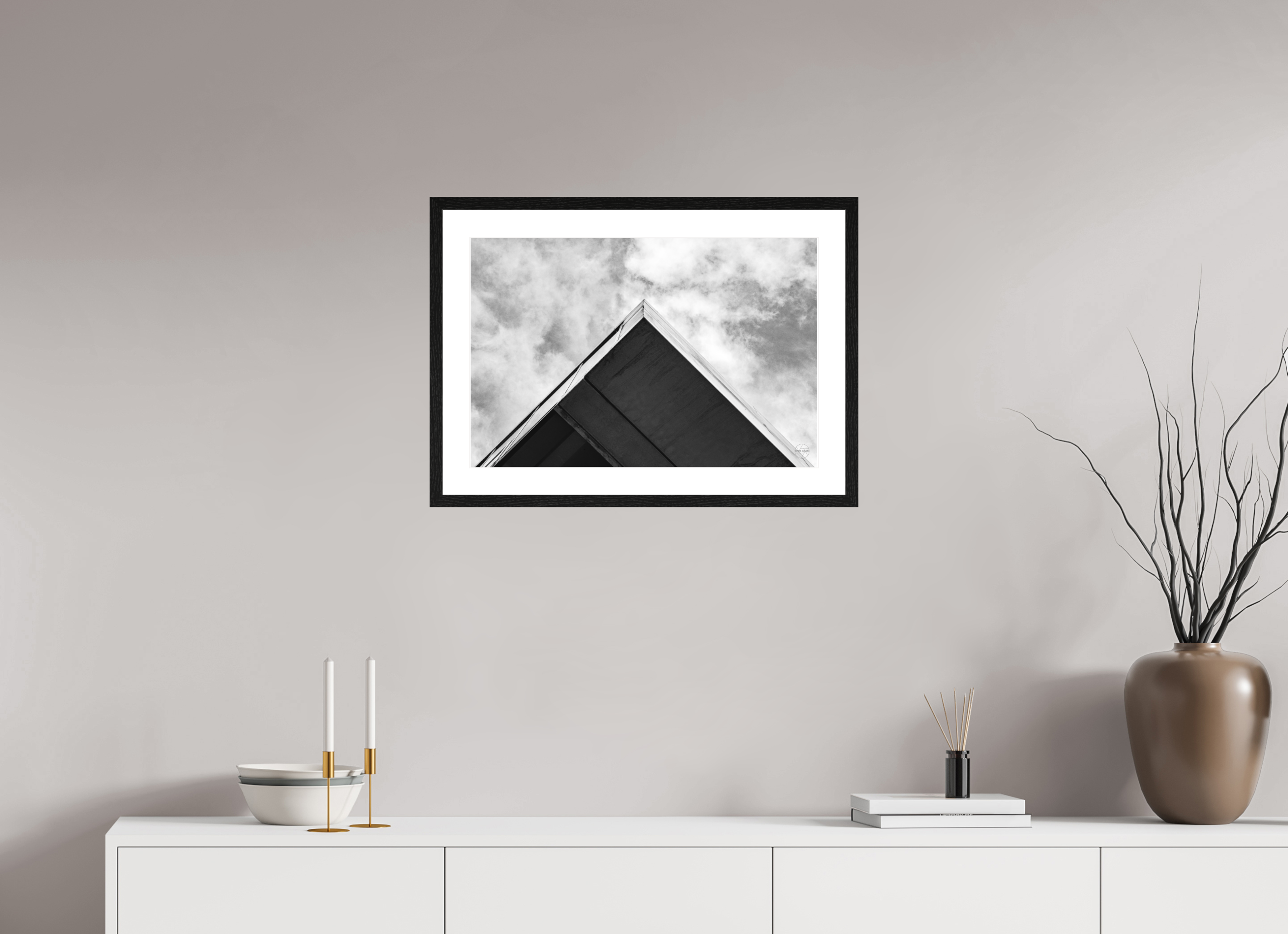 60 x 40 cm, Tirage N&B mat + Cadre noir avec passe-partout Pyramide - Décoration murale contemporaine