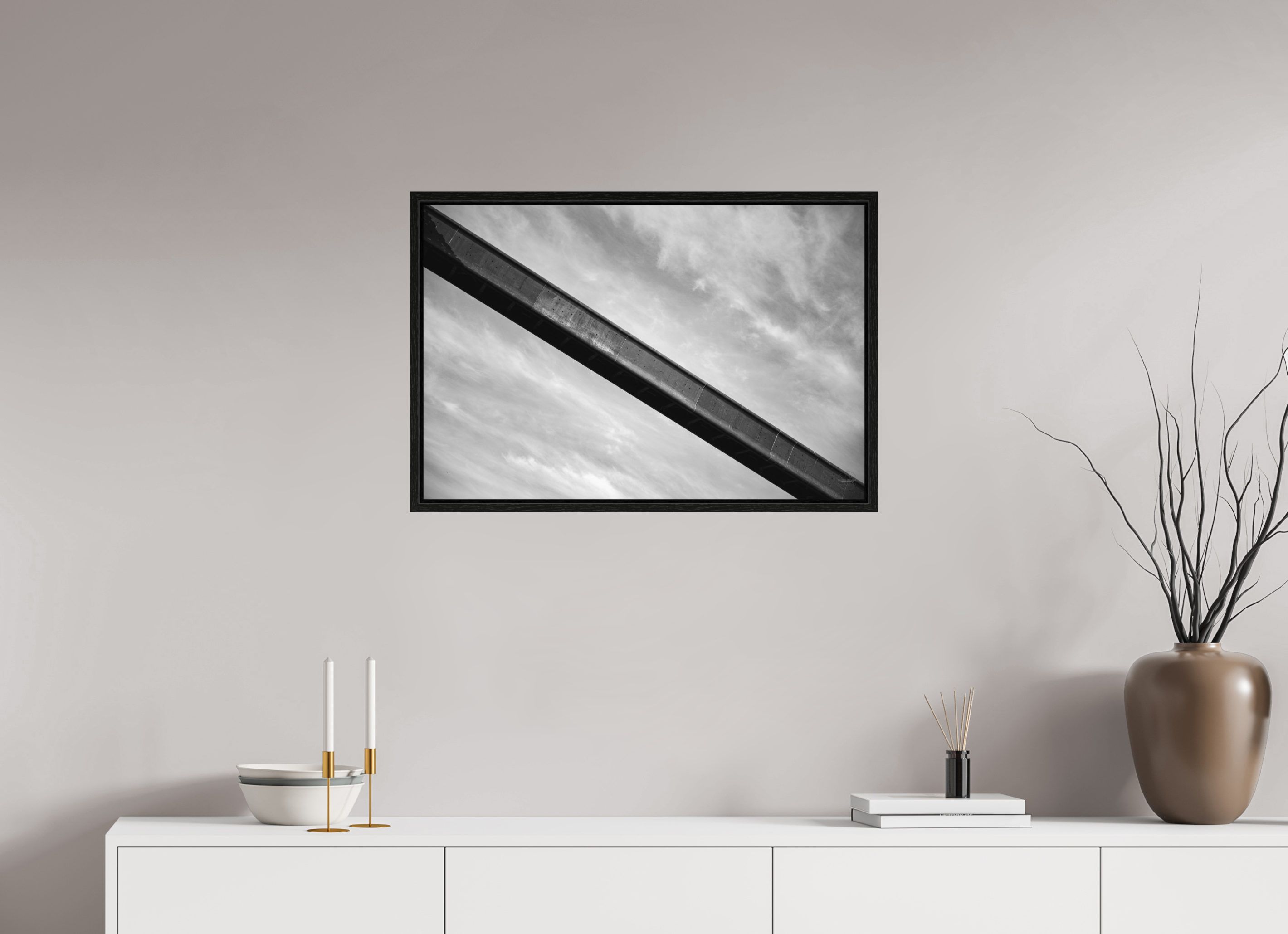 75 x 50 cm, Tirage N & B dans Caisse américaine noire Poster - La passerelle