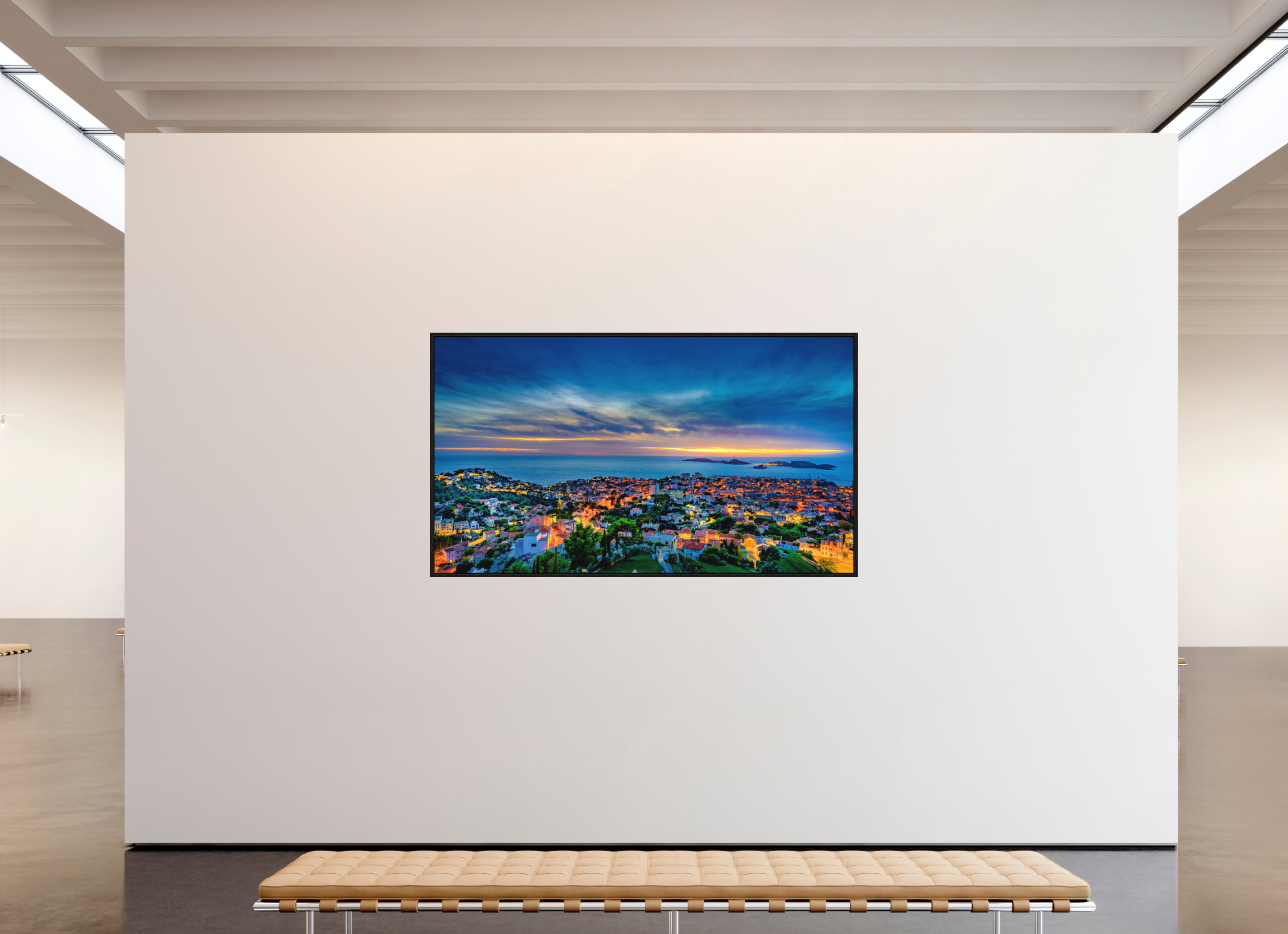 208 x 117 cm, Tirage grand format dans caisse américaine Marseille au Crépuscule