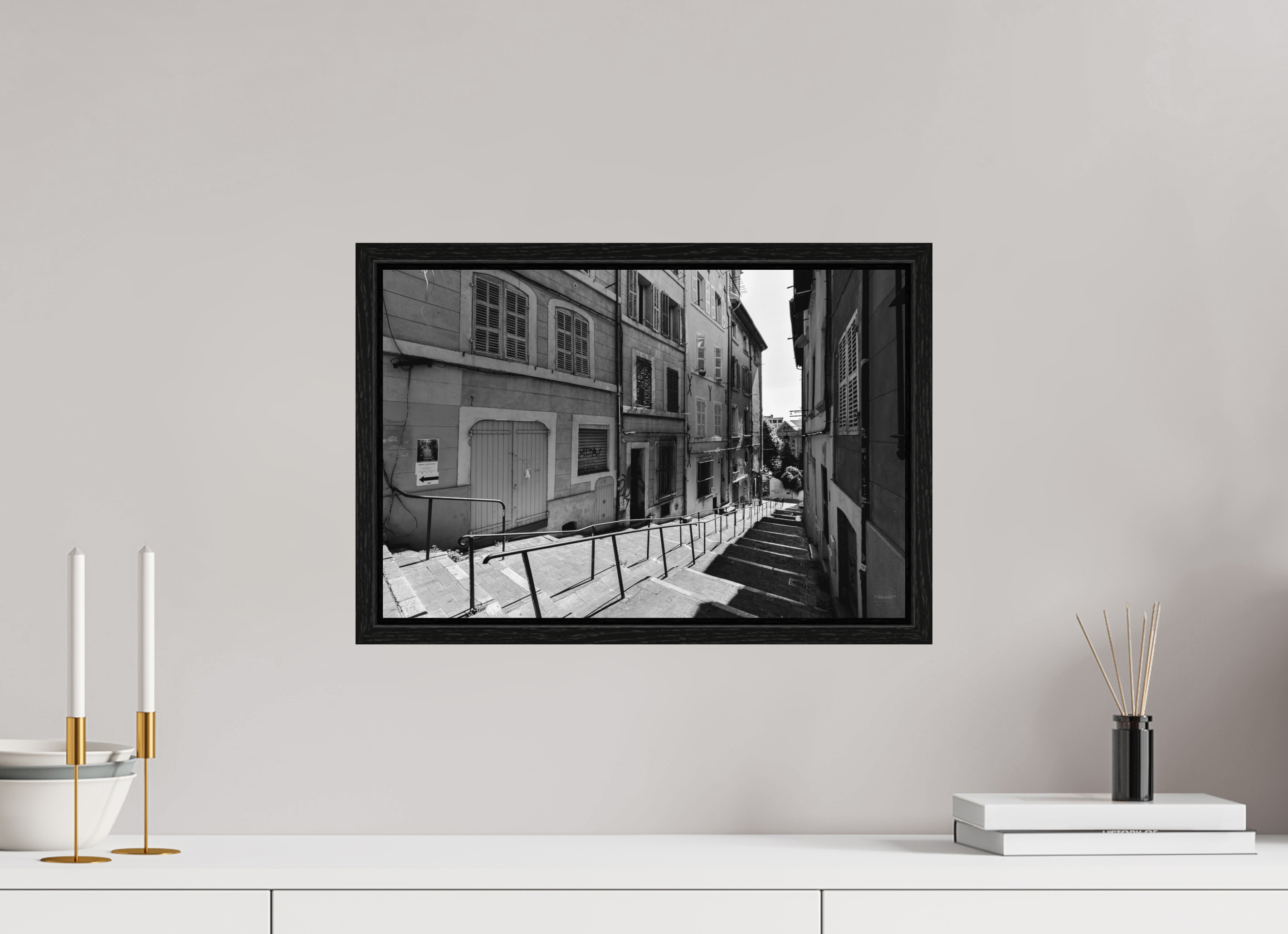 45 x 30 cm, Tirage N&B dans Caisse américaine noire Poster urbain – Escaliers du silence