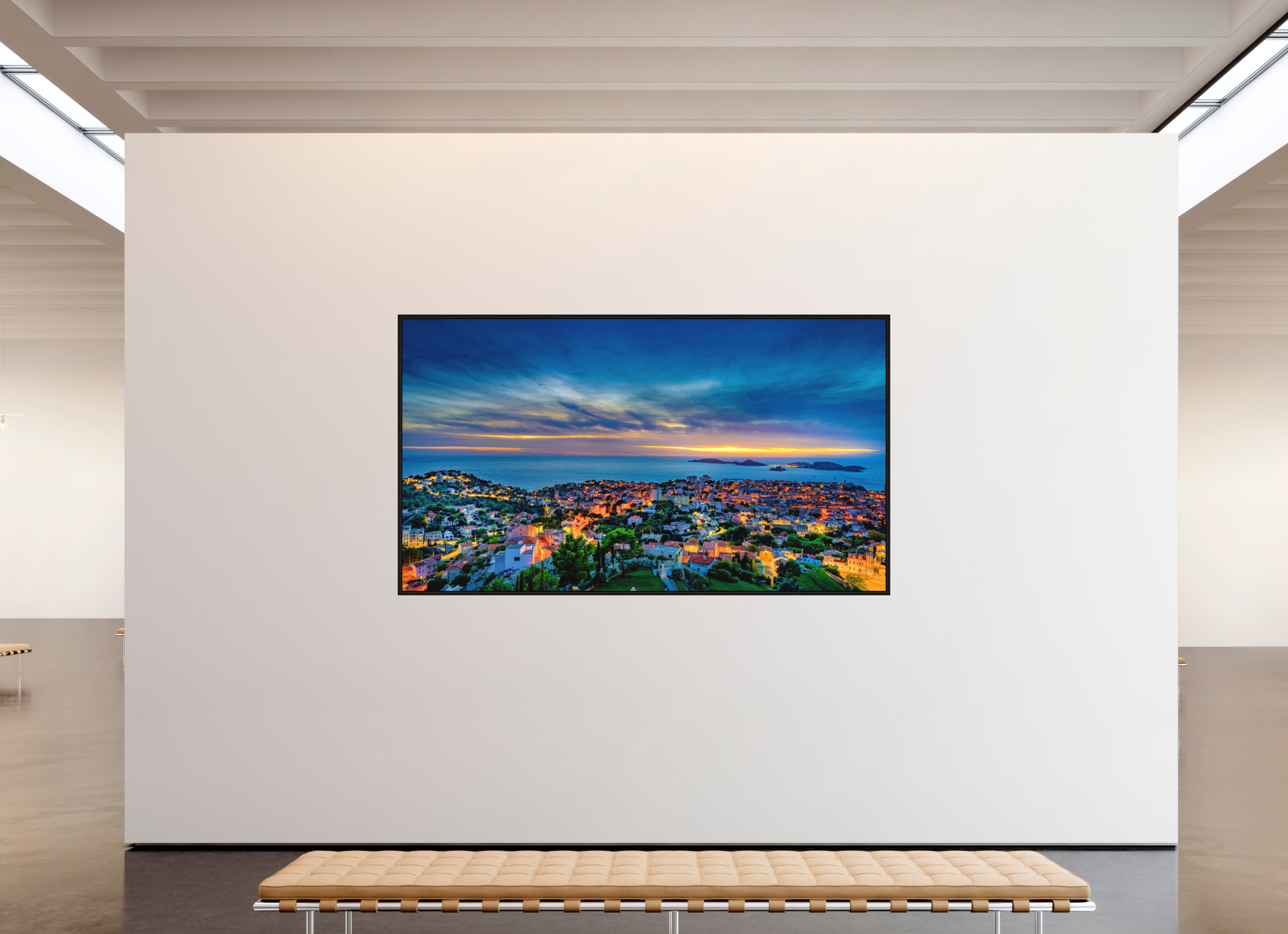 240 x 135 cm, Tirage grand format dans caisse américaine Marseille au Crépuscule