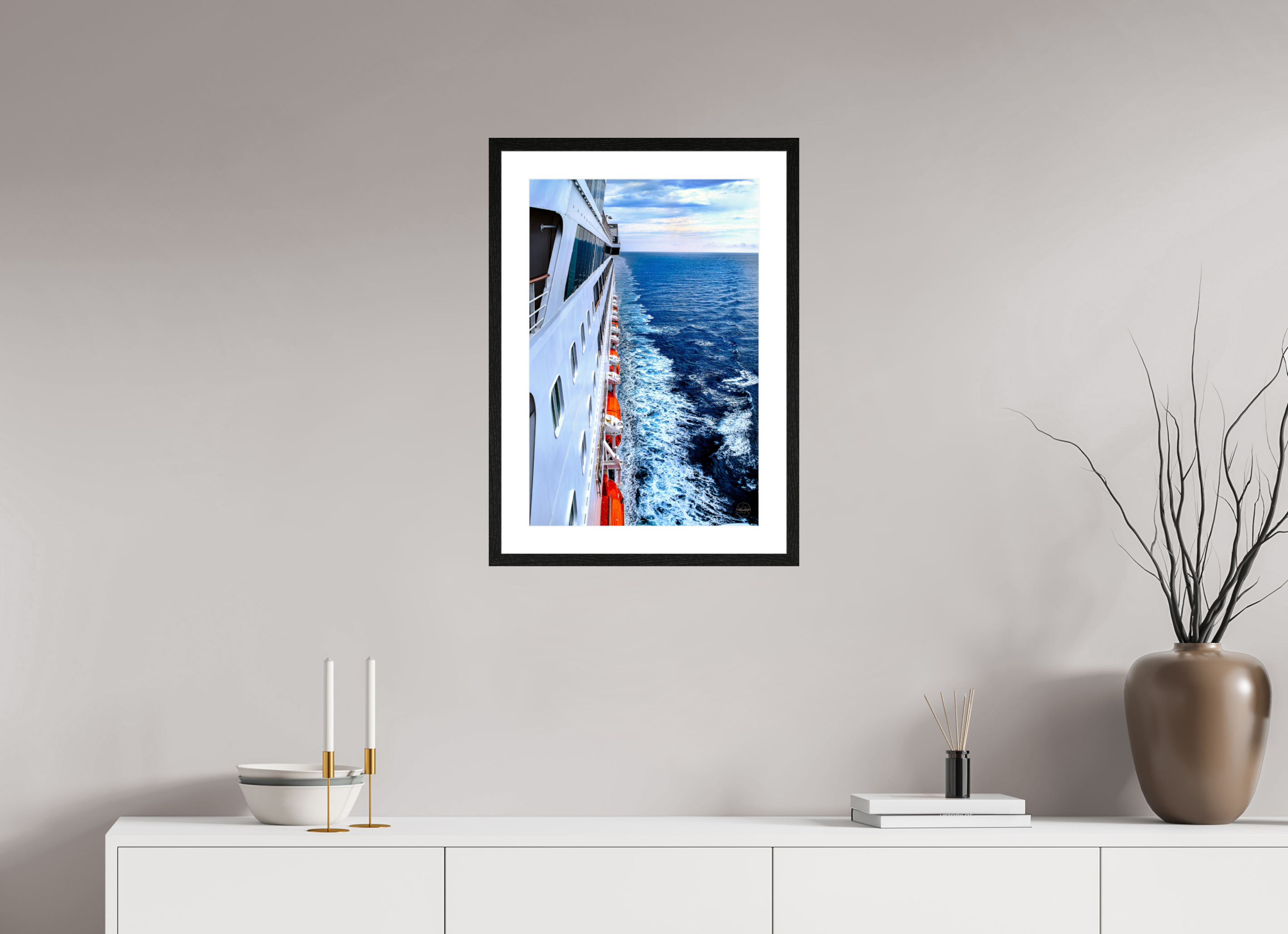 40 x 60 cm, Tirage couleur brillant + Cadre noir avec passe-partout Sillage Infini | Poster Océan & Voyage Contemporain