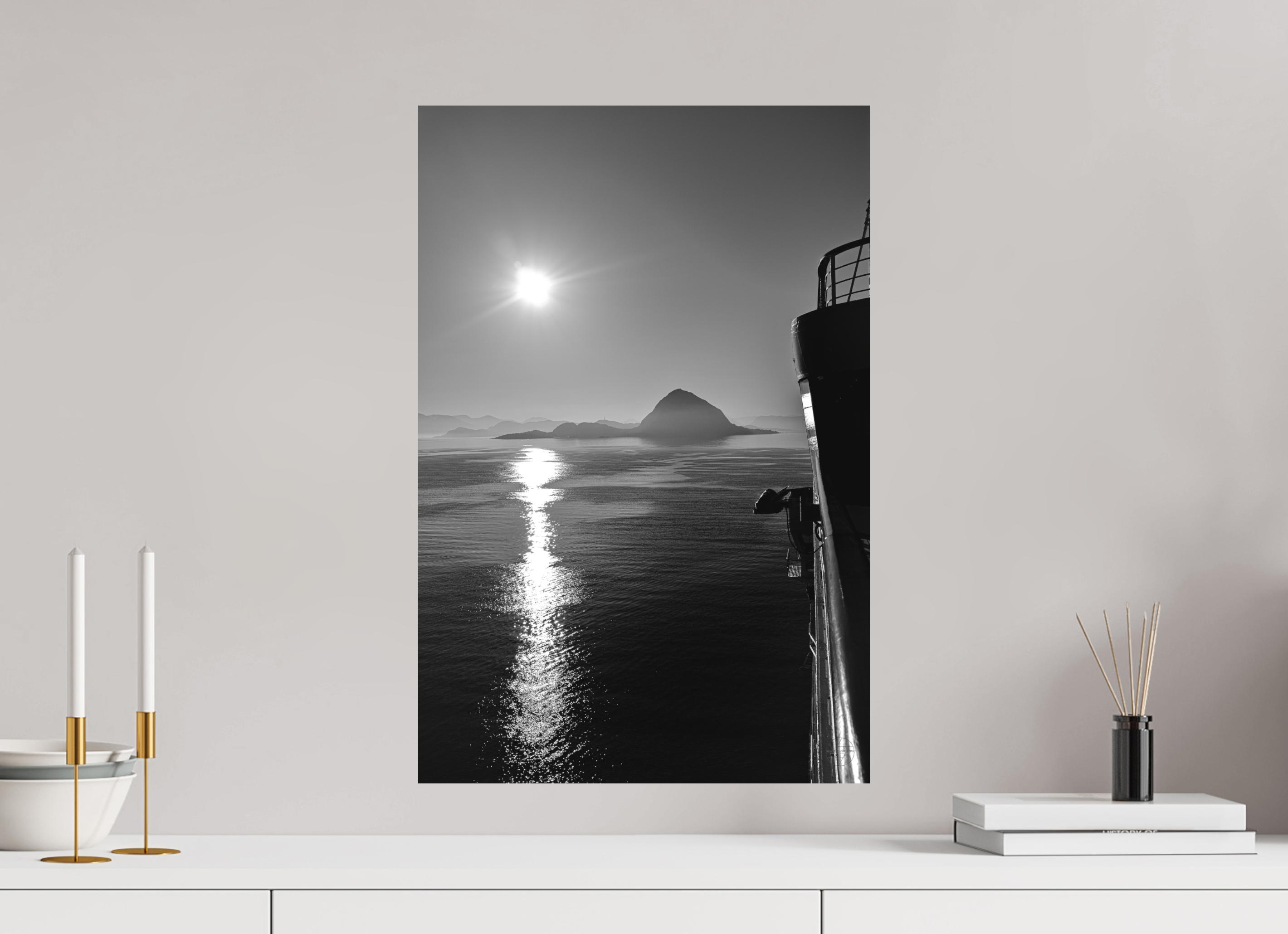 40 x 60 cm, Tirage N&B mat seul Soleil Noir | Poster Noir et Blanc Océan & Horizon Minimaliste