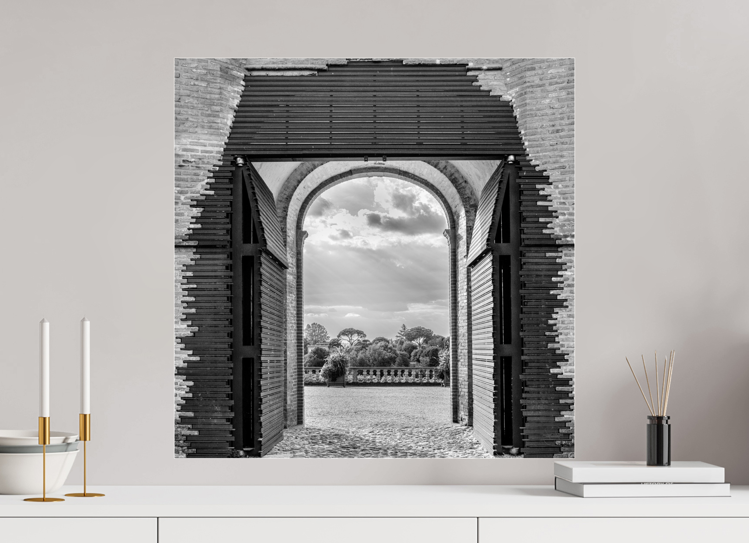 60 x 60 cm, Tirage N&B sous Plexi Affiche artistique – La Montée des Canons